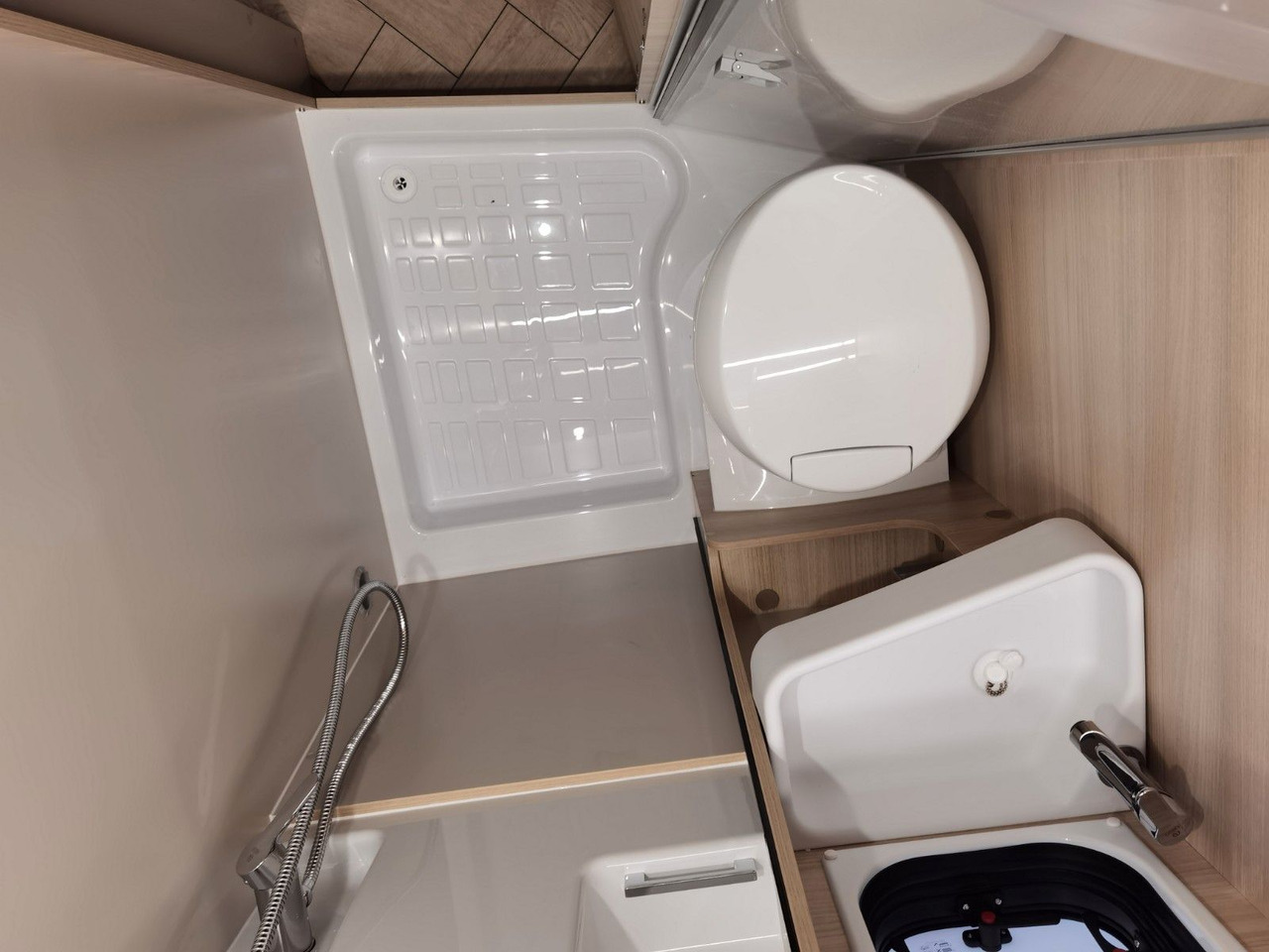 Кастенваген Chausson V594 SPORT LINE / - 2026 - / 140PS -8G-AUTOMATIK: фото 20