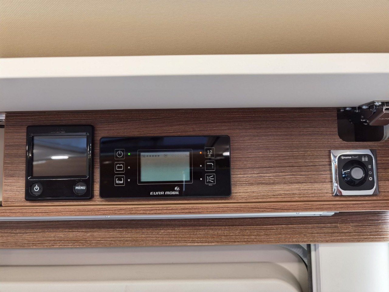 Полуинтегрированный автодом Eura Mobil CONTURA 766 EB / LUMINARY PAKET / EINZELBETTEN: фото 22