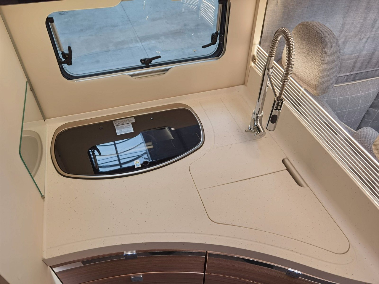 Полуинтегрированный автодом Eura Mobil CONTURA 766 EB / LUMINARY PAKET / EINZELBETTEN: фото 13