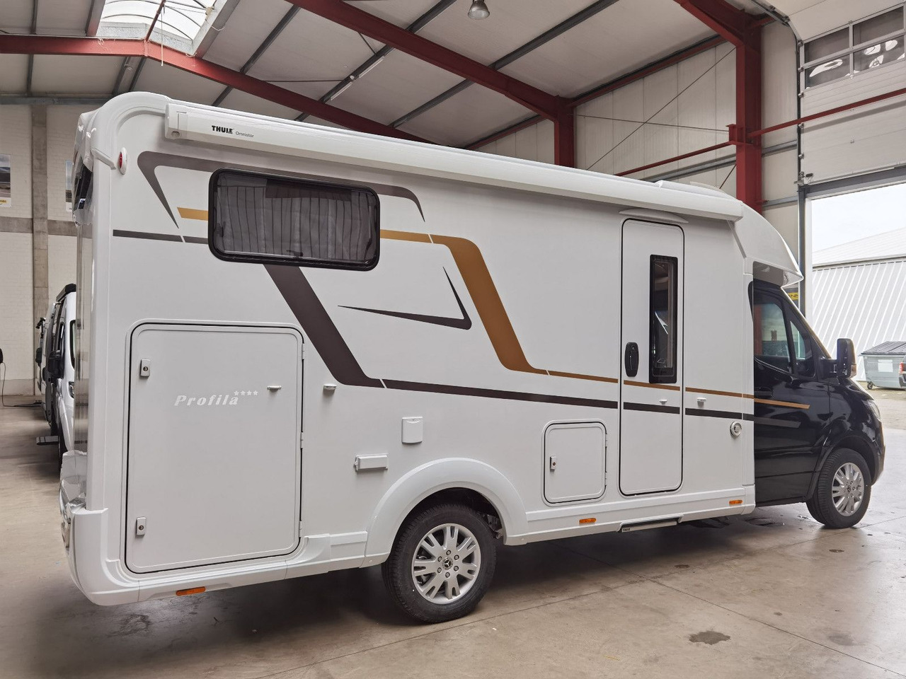 Eura Mobil PROFILA T 696 EB /MONDIAL S-P. 2025/EINZELBETTEN - Полуинтегрированный автодом: фото 4 Eura Mobil PROFILA T 696 EB /MONDIAL S-P. 2025/EINZELBETTEN - Полуинтегрированный автодом: фото 4
