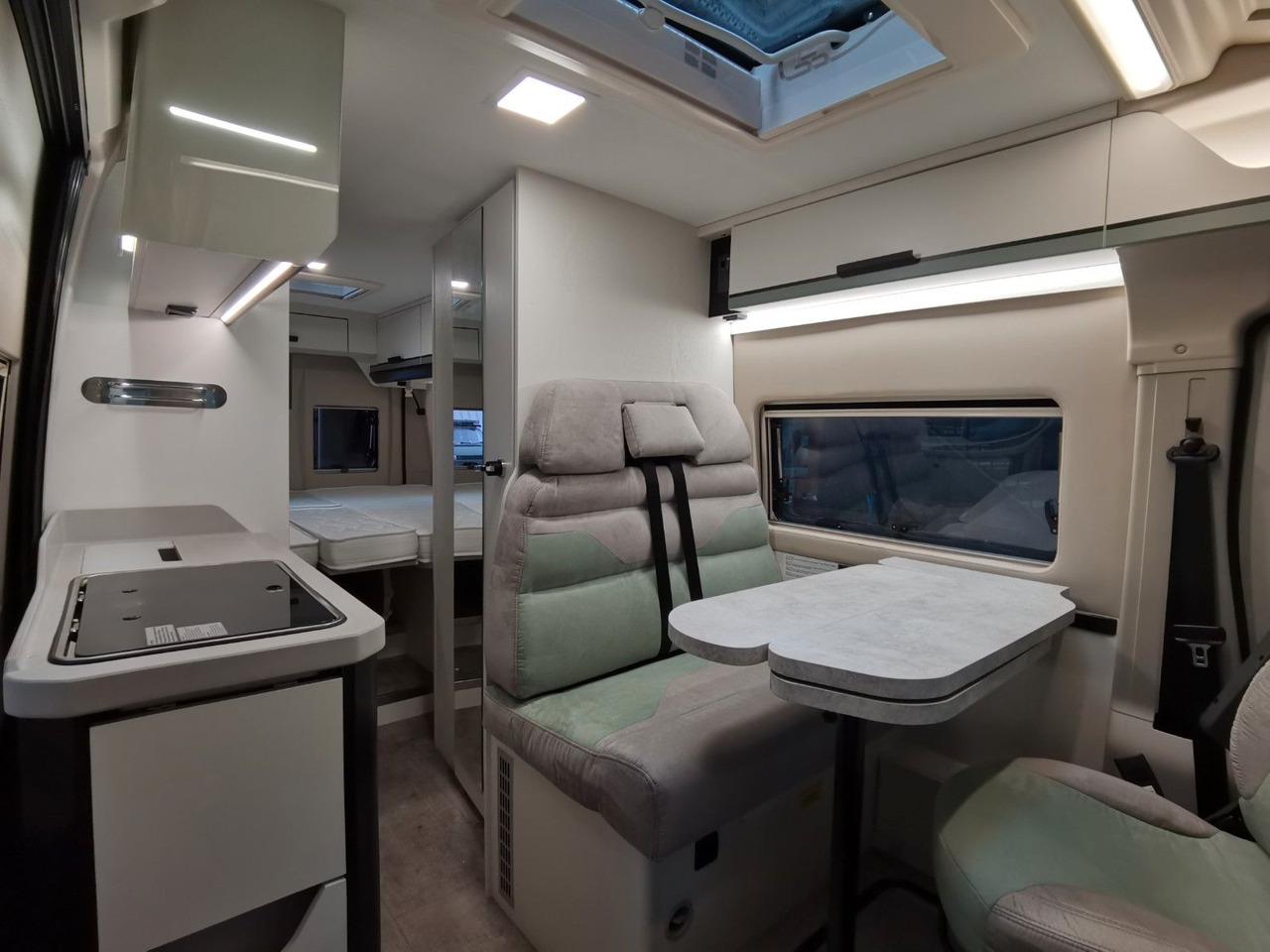 Кастенваген Karmann DAVIS 620 LIFESTYLE/-MODELL 2026- / EINZELBETTEN: фото 16 Кастенваген Karmann DAVIS 620 LIFESTYLE/-MODELL 2026- / EINZELBETTEN: фото 16