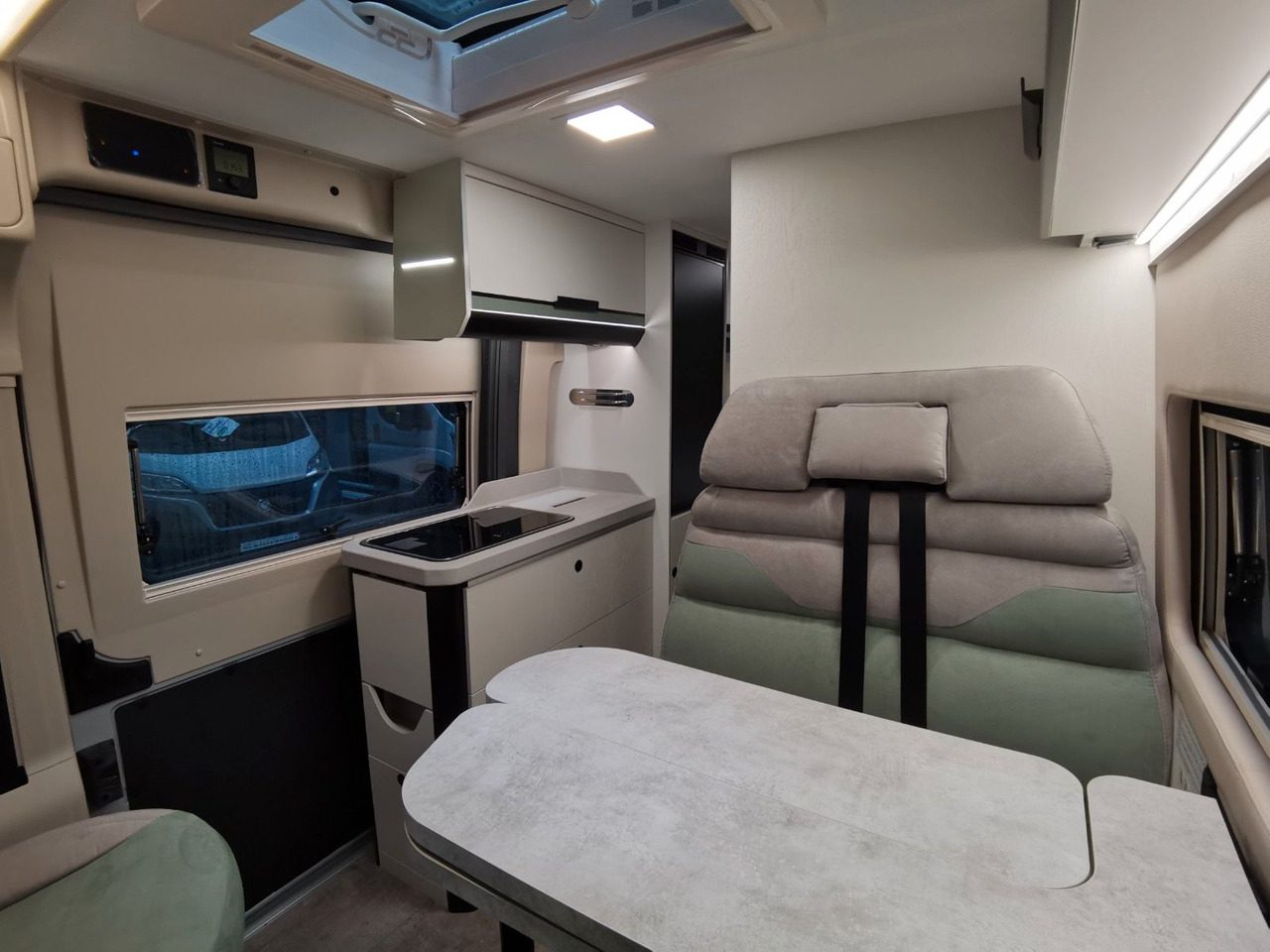 Кастенваген Karmann DAVIS 620 LIFESTYLE/-MODELL 2026- / EINZELBETTEN: фото 14 Кастенваген Karmann DAVIS 620 LIFESTYLE/-MODELL 2026- / EINZELBETTEN: фото 14