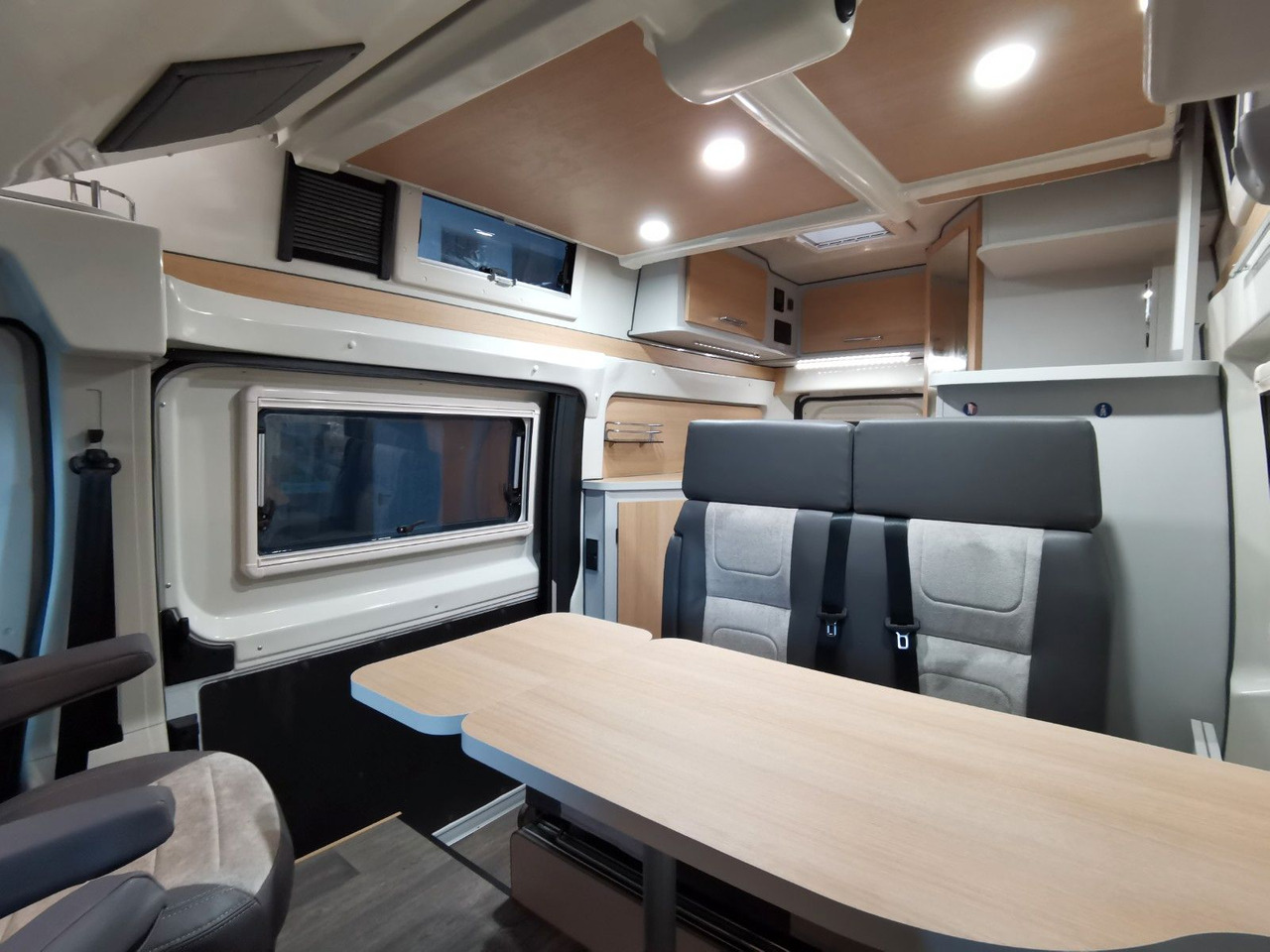 Кастенваген Karmann DEXTER 550 / 140PS / CONCEPT - PAKET & HUBBETT: фото 16