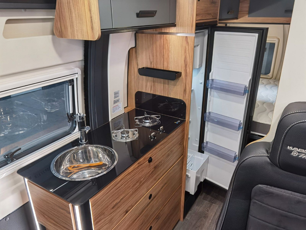 Karmann DEXTER 580 / MODELL 2026 / 8G.AUTOMATIK - Кастенваген: фото 5 Karmann DEXTER 580 / MODELL 2026 / 8G.AUTOMATIK - Кастенваген: фото 5