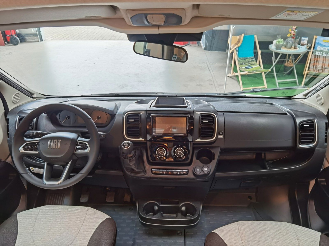 Полуинтегрированный автодом Weinsberg CARACOMPACT 600 MEG PEPPER / MODELL 2026: фото 13 Полуинтегрированный автодом Weinsberg CARACOMPACT 600 MEG PEPPER / MODELL 2026: фото 13