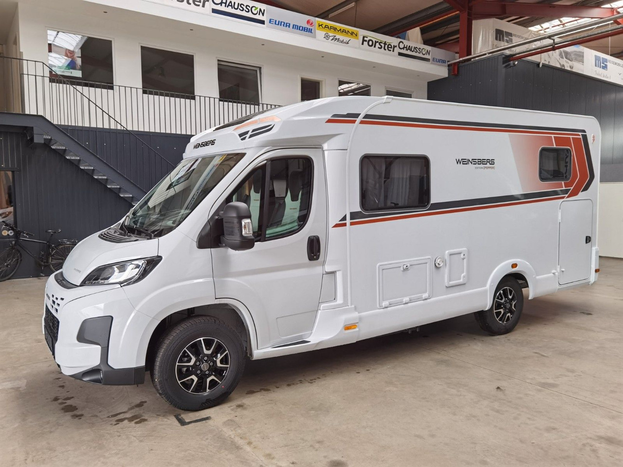 Полуинтегрированный автодом Weinsberg CARACOMPACT 600 MEG PEPPER / MODELL 2026: фото 6 Полуинтегрированный автодом Weinsberg CARACOMPACT 600 MEG PEPPER / MODELL 2026: фото 6