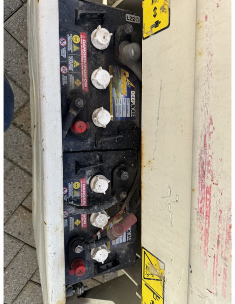 Ножничный подъемник JLG 2030ES Schaarhoogwerker / Scissor lift 8Meter Werkhoogte 2014 Elektrisch: фото 13