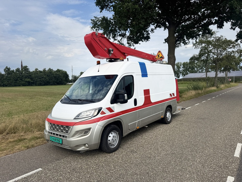 Peugeot BOXER 2.2HDI 12.5mtr werkhoogte 2016 - Грузовик с подъемником: фото 1 Peugeot BOXER 2.2HDI 12.5mtr werkhoogte 2016 - Грузовик с подъемником: фото 1