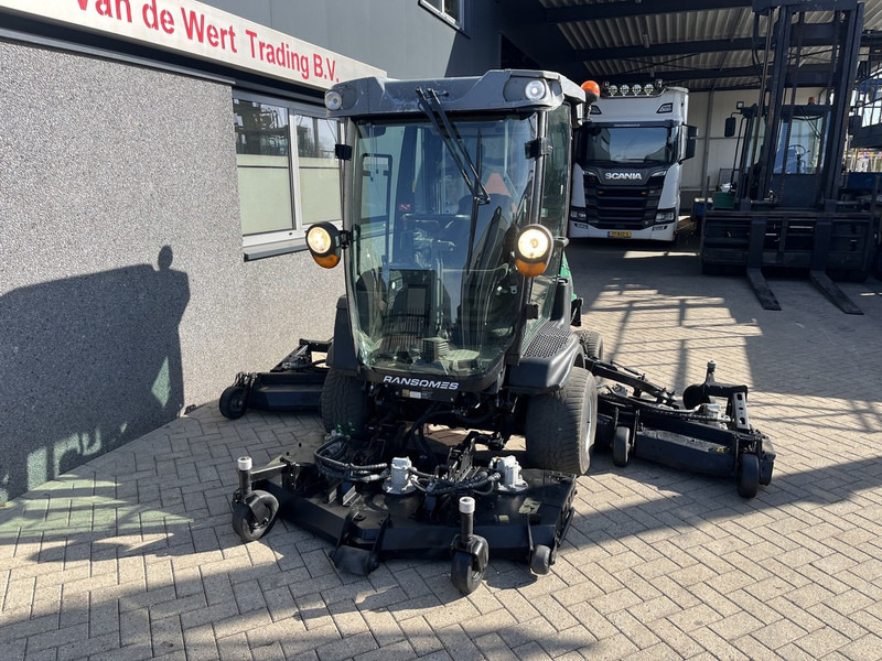 Ransomes Ransomes MP653 3 delige grasmaaier gazonmaaier 2016 8400uur KUBOTA DIESEL 653 - Газонокосилка: фото 4 Ransomes Ransomes MP653 3 delige grasmaaier gazonmaaier 2016 8400uur KUBOTA DIESEL 653 - Газонокосилка: фото 4