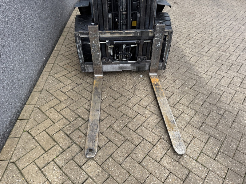 Дизельный погрузчик Yale GDP30 TF Triplo 465 Freelift / Sideshift / Mazda Diesel 2005: фото 8