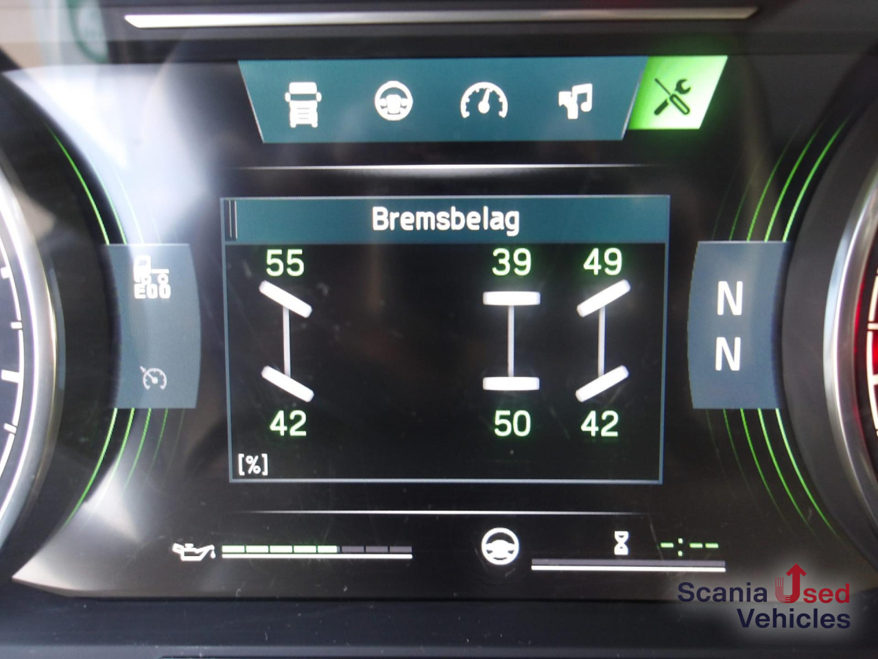 SCANIA P 320 B6x2*4NB / EWERS Schwenkwandaufbau - Грузовик для перевозки напитков: фото 3 SCANIA P 320 B6x2*4NB / EWERS Schwenkwandaufbau - Грузовик для перевозки напитков: фото 3