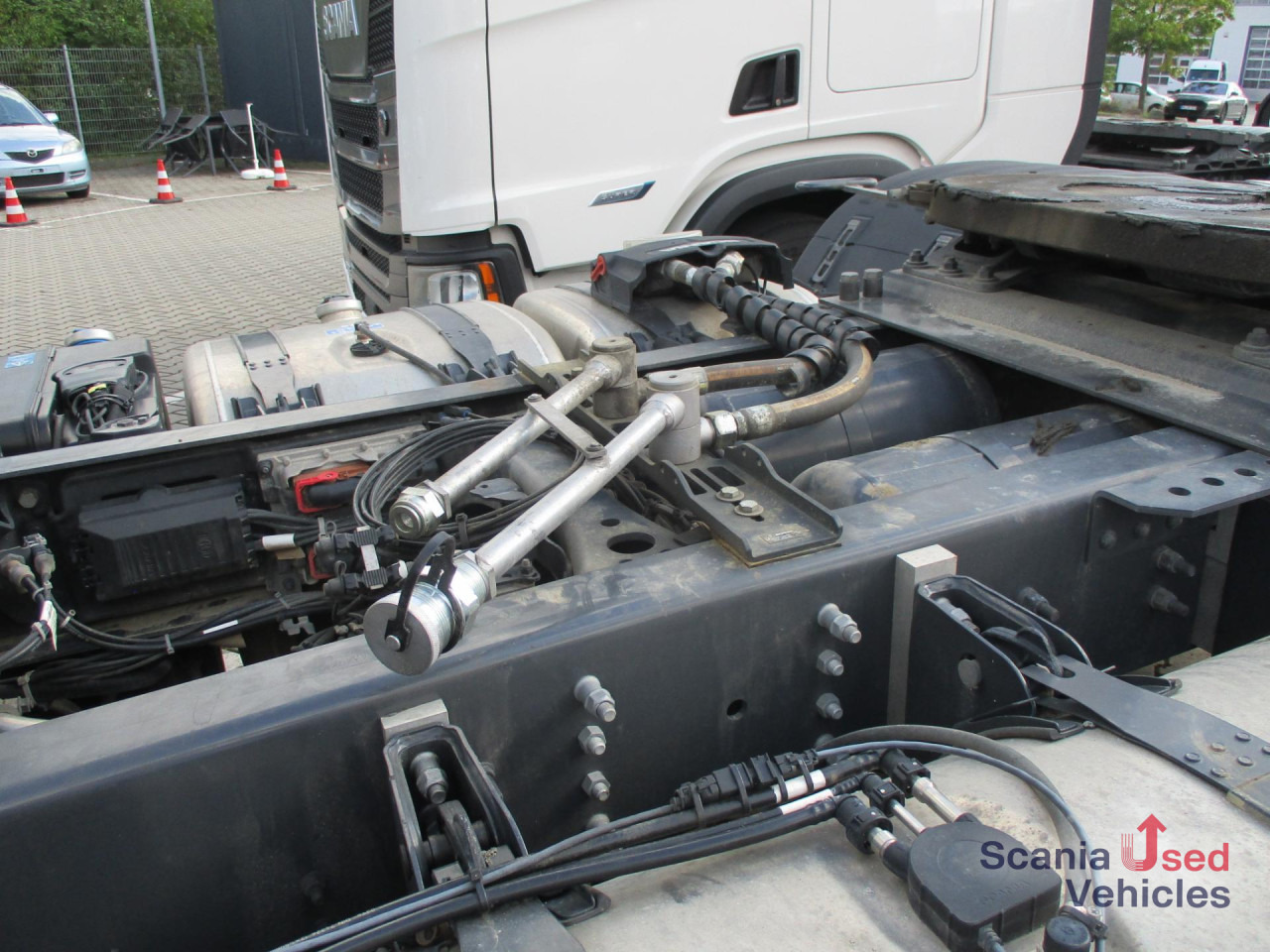 SCANIA R 460 A4x2NA / 2-Kreis Hydr. / Navi / LED / ADR AT - Тягач: фото 5 SCANIA R 460 A4x2NA / 2-Kreis Hydr. / Navi / LED / ADR AT - Тягач: фото 5