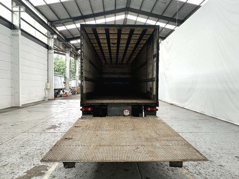 DAF LF 55.220 AE45 LAMMES/LAMMES - BLATT / BLATT - Грузовик с закрытым кузовом: фото 4 DAF LF 55.220 AE45 LAMMES/LAMMES - BLATT / BLATT - Грузовик с закрытым кузовом: фото 4