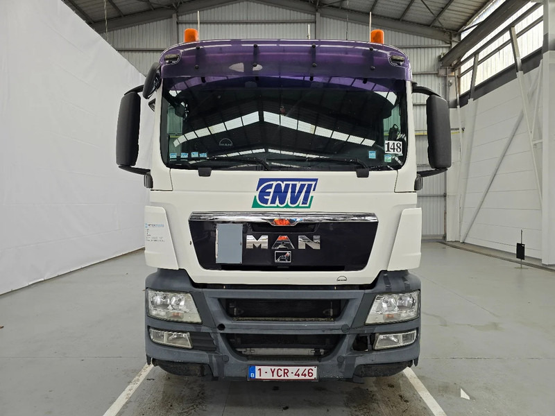 MAN TGS 28.440 6x2 / EURO 5 / AIRCO / LIFTAS / 10 roues - 10 tyres - Грузовик-шасси: фото 2 MAN TGS 28.440 6x2 / EURO 5 / AIRCO / LIFTAS / 10 roues - 10 tyres - Грузовик-шасси: фото 2