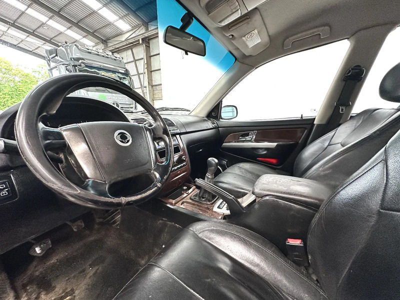 Внедорожник SsangYong Rexton AIRCO / LEATHER / MOTEUR MERCEDES - MERCEDES MOTOR: фото 10