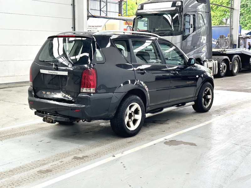 Внедорожник SsangYong Rexton AIRCO / LEATHER / MOTEUR MERCEDES - MERCEDES MOTOR: фото 5