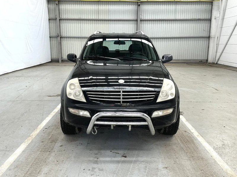Внедорожник SsangYong Rexton AIRCO / LEATHER / MOTEUR MERCEDES - MERCEDES MOTOR: фото 8
