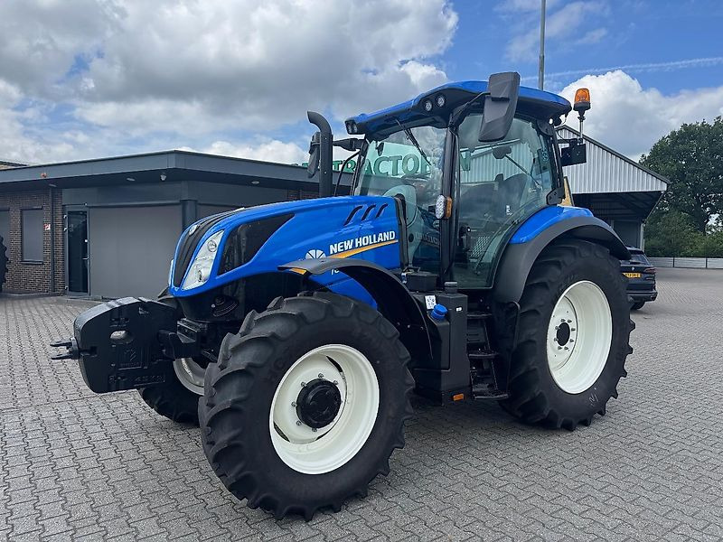 New Holland T6.145 EC40 GEVEERDE VOORAS 2023 200 UUR!!! - Трактор: фото 1 New Holland T6.145 EC40 GEVEERDE VOORAS 2023 200 UUR!!! - Трактор: фото 1