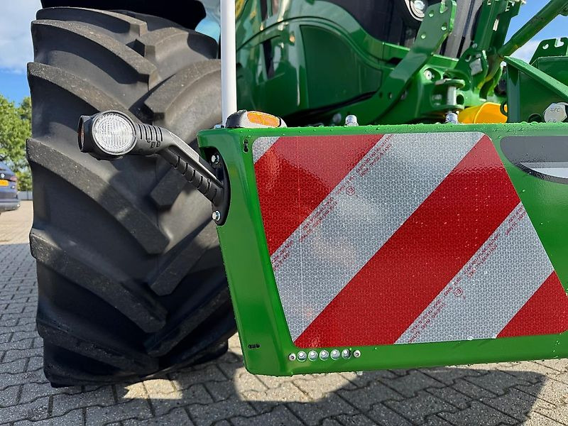 TractorBumper SafetyWeight Frontgewicht Bumper Gewicht - Трактор: фото 4 TractorBumper SafetyWeight Frontgewicht Bumper Gewicht - Трактор: фото 4