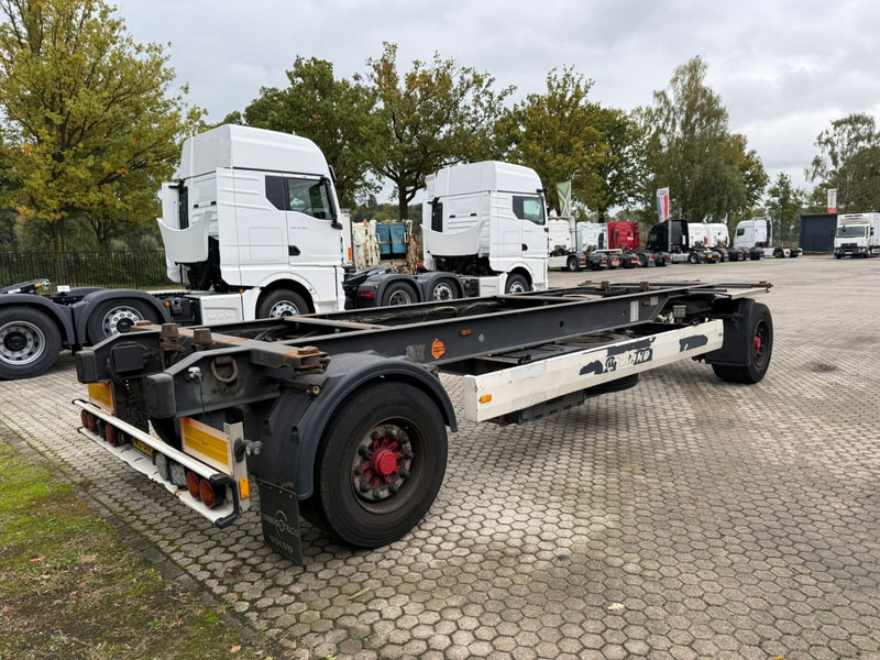 Krone AZ BDF clean chassis airsuspension BPW axle - Прицеп-контейнеровоз/ Сменный кузов: фото 3 Krone AZ BDF clean chassis airsuspension BPW axle - Прицеп-контейнеровоз/ Сменный кузов: фото 3