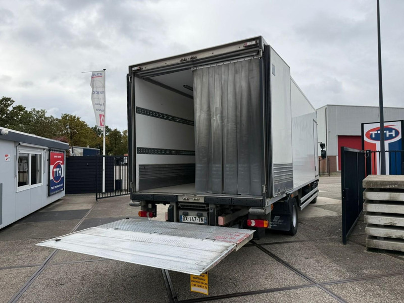 Renault D210.14 Frigobox Multitemp + Taillift CARRIER SUPRA 850 - Рефрижератор: фото 5 Renault D210.14 Frigobox Multitemp + Taillift CARRIER SUPRA 850 - Рефрижератор: фото 5