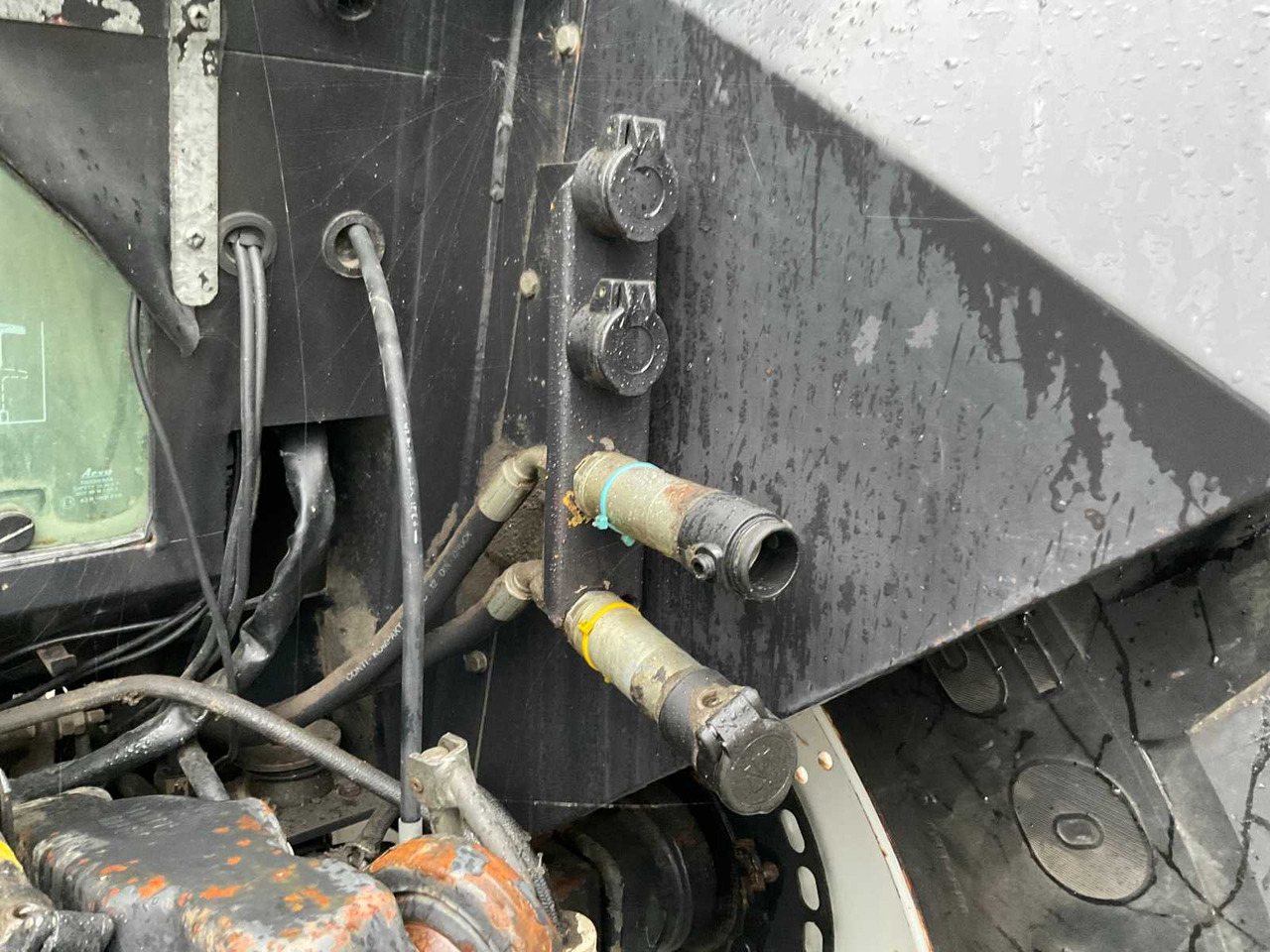 Трактор 1992 VALMET 6600E HI-TROL ALL-WHEEL DRIVE FARM TRACTOR: фото 17