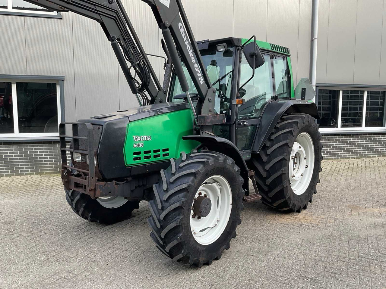 1999 VALTRA 6400 ALL-WHEEL DRIVE AGRICULTURAL TRACTOR - Трактор: фото 2 1999 VALTRA 6400 ALL-WHEEL DRIVE AGRICULTURAL TRACTOR - Трактор: фото 2