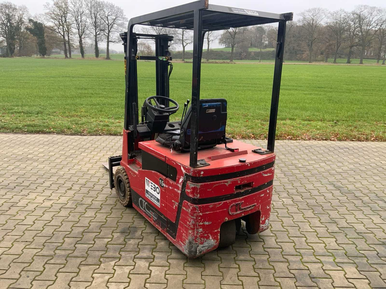 1999 WEBO MK15-29 FORKLIFT - Вилочный погрузчик: фото 4 1999 WEBO MK15-29 FORKLIFT - Вилочный погрузчик: фото 4