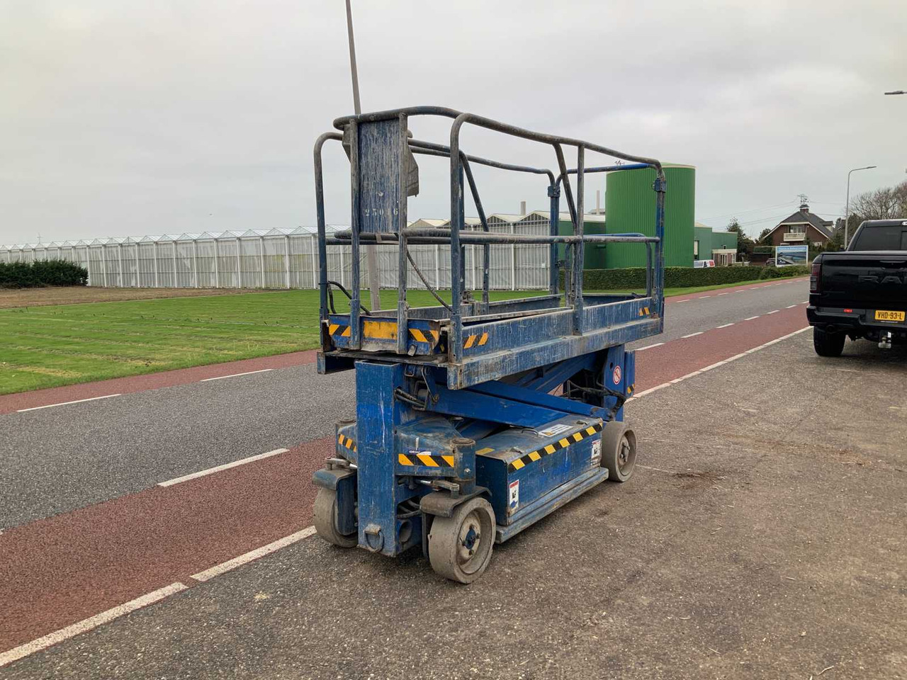 2000 UPRIGHT SL20 AERIAL WORK PLATFORM - Подъёмник: фото 2 2000 UPRIGHT SL20 AERIAL WORK PLATFORM - Подъёмник: фото 2