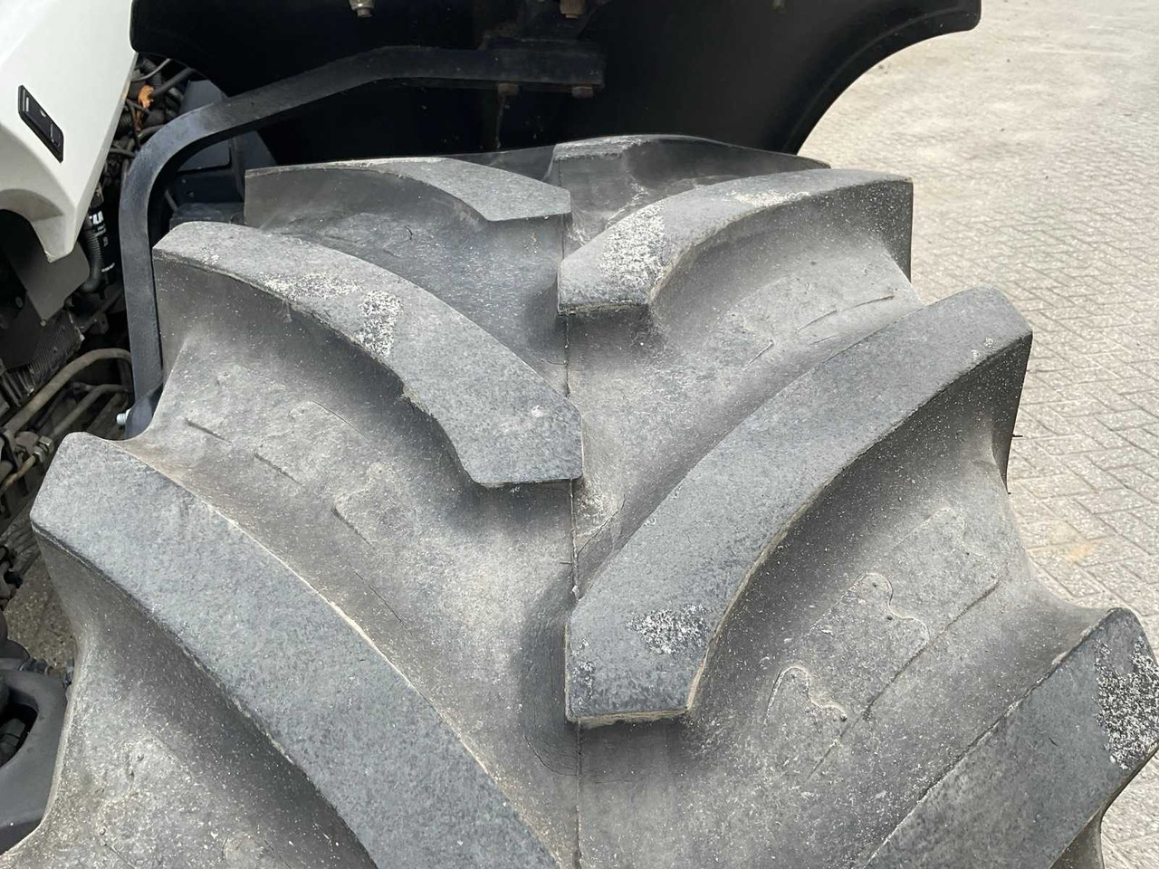 Трактор 2013 CLAAS ARION 630 ALL-WHEEL DRIVE FARM TRACTOR: фото 12