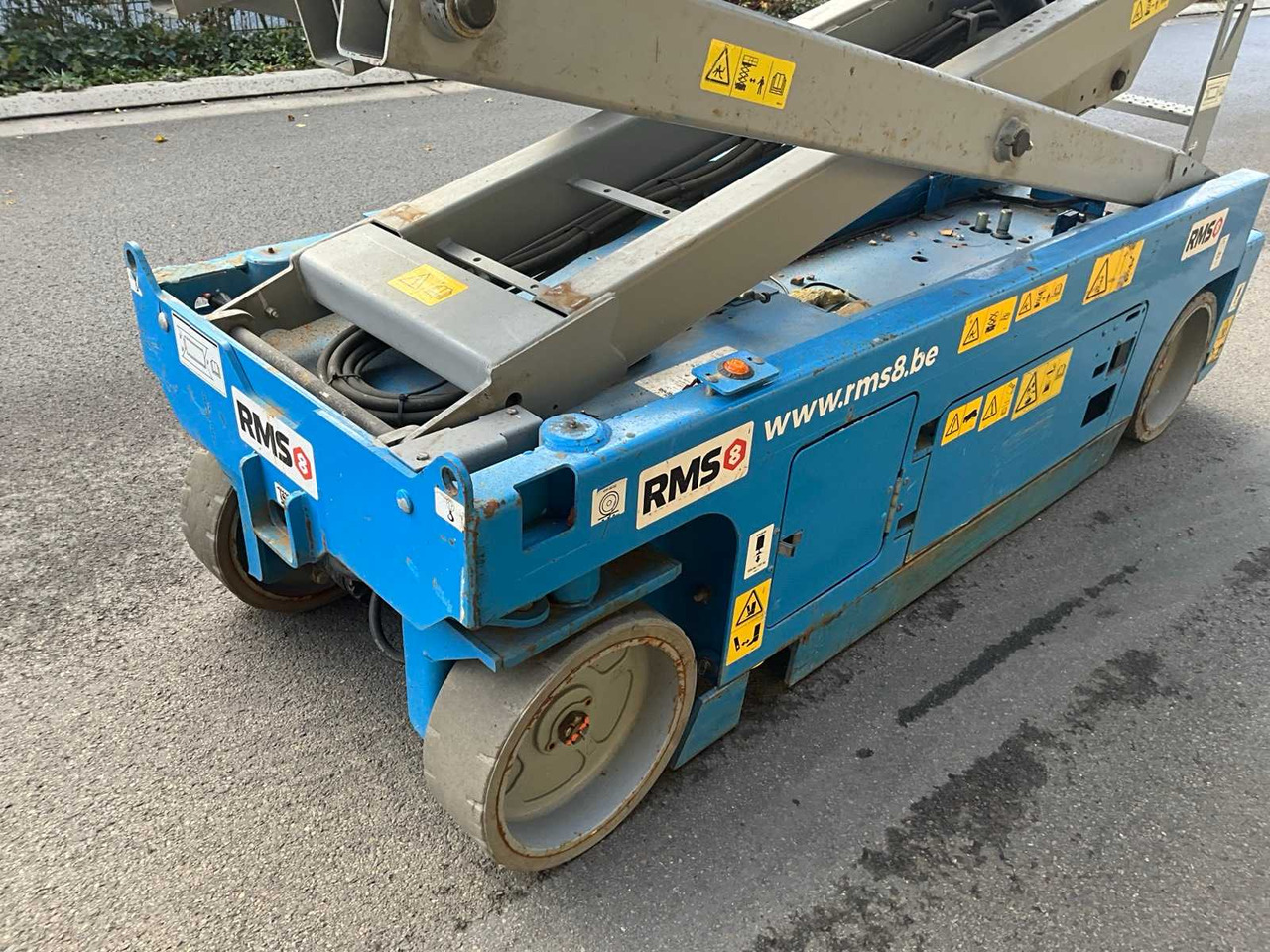 Подъёмник 2015 GENIE GS-3232 AERIAL WORK PLATFORM: фото 15 Подъёмник 2015 GENIE GS-3232 AERIAL WORK PLATFORM: фото 15