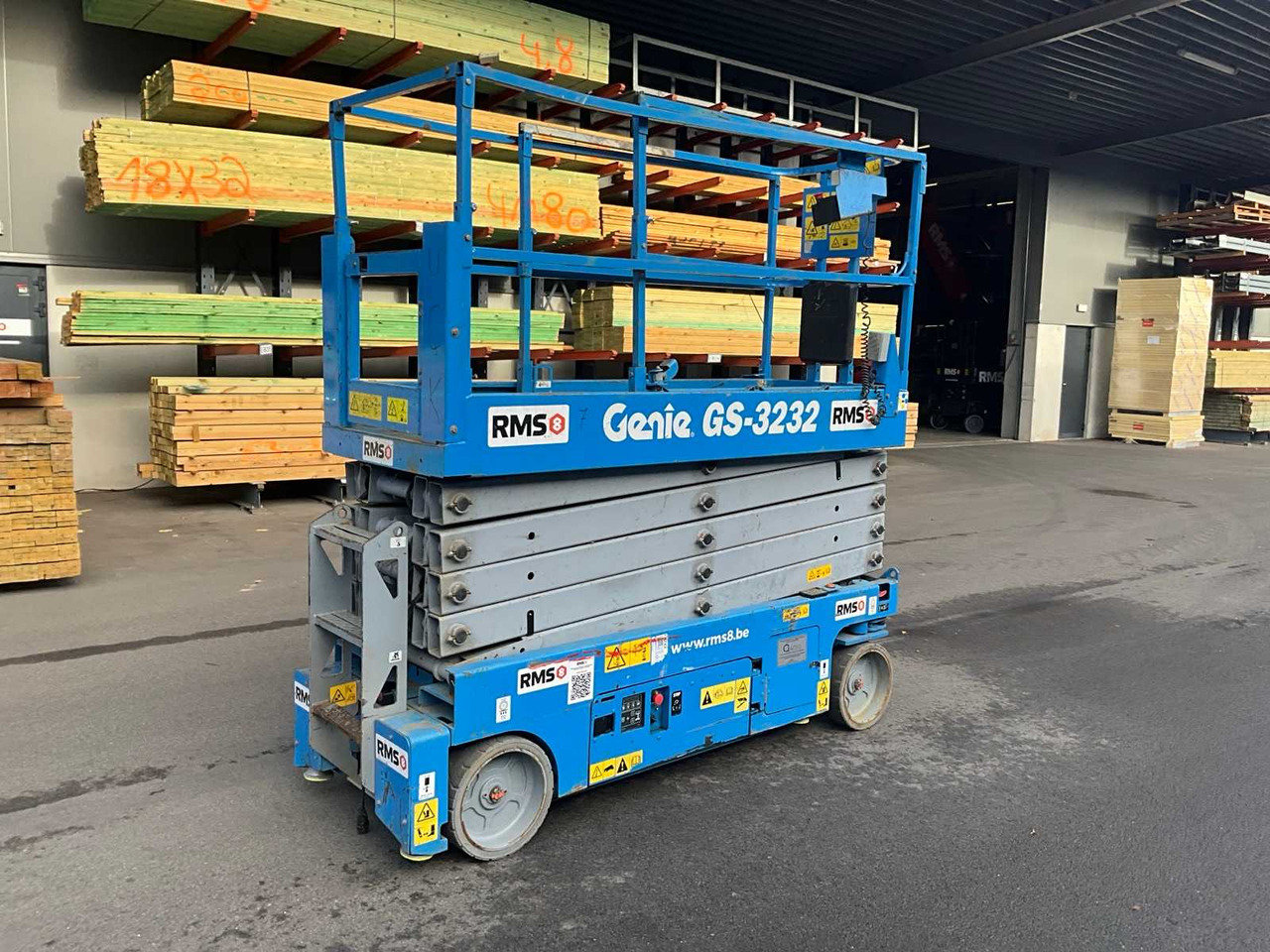 Подъёмник 2015 GENIE GS-3232 AERIAL WORK PLATFORM: фото 7 Подъёмник 2015 GENIE GS-3232 AERIAL WORK PLATFORM: фото 7