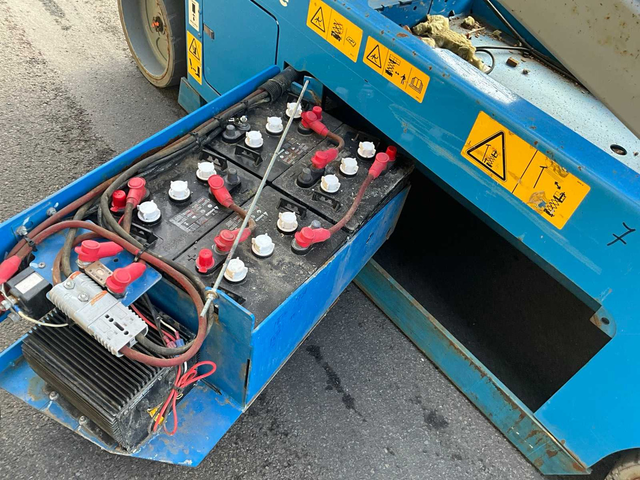 Подъёмник 2015 GENIE GS-3232 AERIAL WORK PLATFORM: фото 13 Подъёмник 2015 GENIE GS-3232 AERIAL WORK PLATFORM: фото 13