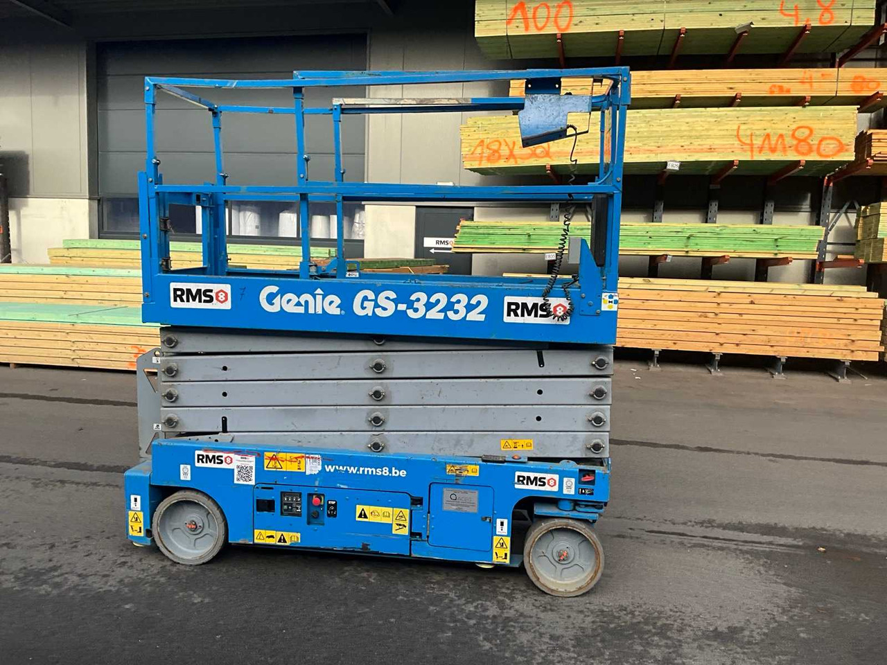 Подъёмник 2015 GENIE GS-3232 AERIAL WORK PLATFORM: фото 6 Подъёмник 2015 GENIE GS-3232 AERIAL WORK PLATFORM: фото 6