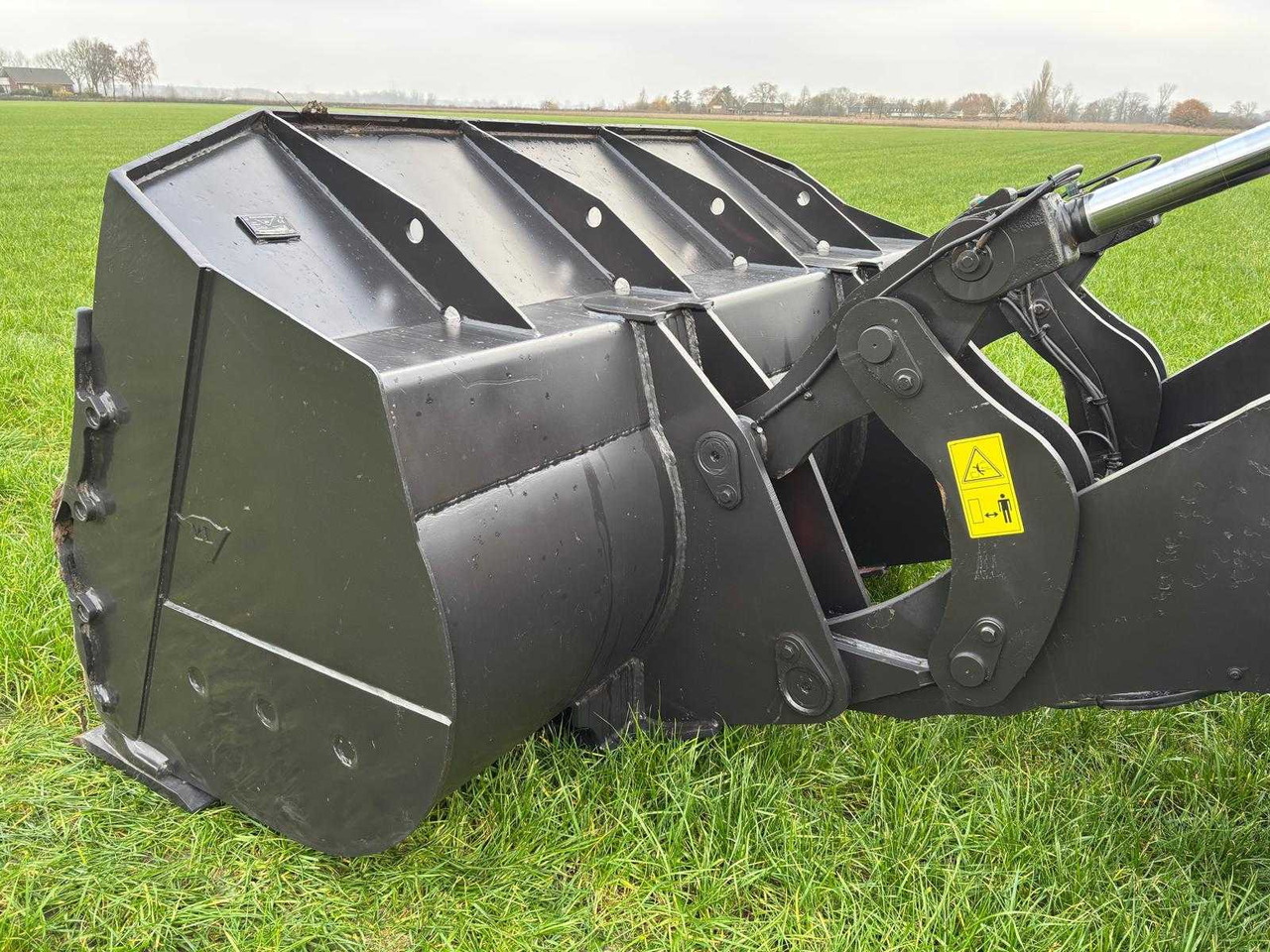 Колёсный погрузчик 2018 JCB 437 SHOVEL: фото 10