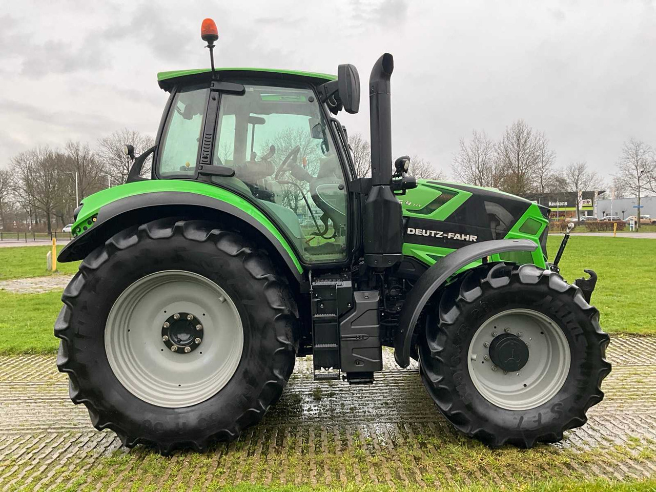2019 DEUTZ-FAHR AGROTRON 6175.4 TTV VARIO ALL-WHEEL DRIVE FARM TRACTOR - Трактор: фото 5 2019 DEUTZ-FAHR AGROTRON 6175.4 TTV VARIO ALL-WHEEL DRIVE FARM TRACTOR - Трактор: фото 5