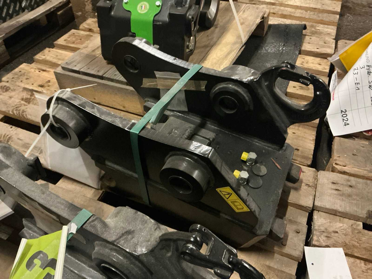 2023 YANMAR HCSW08 QUICK COUPLER, HYDR. - Колёсный погрузчик: фото 2 2023 YANMAR HCSW08 QUICK COUPLER, HYDR. - Колёсный погрузчик: фото 2