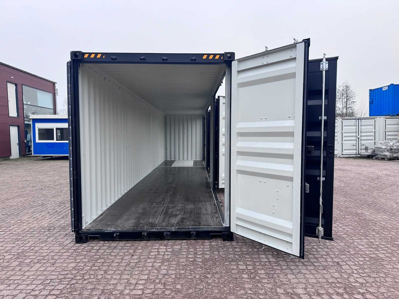 Морской контейнер 40ft High Cube shipping container with 3 side doors: фото 8