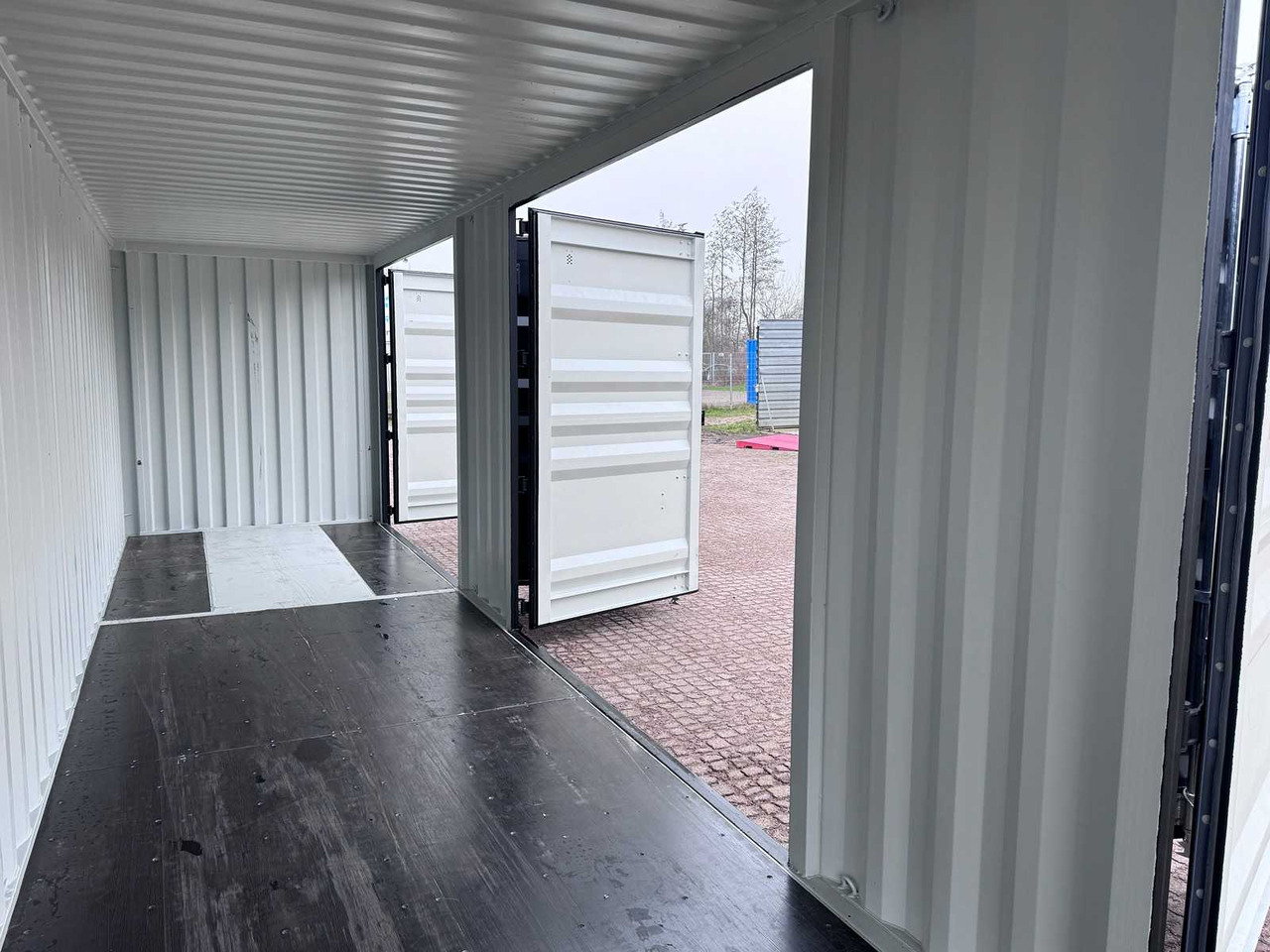 Морской контейнер 40ft High Cube shipping container with 3 side doors: фото 18