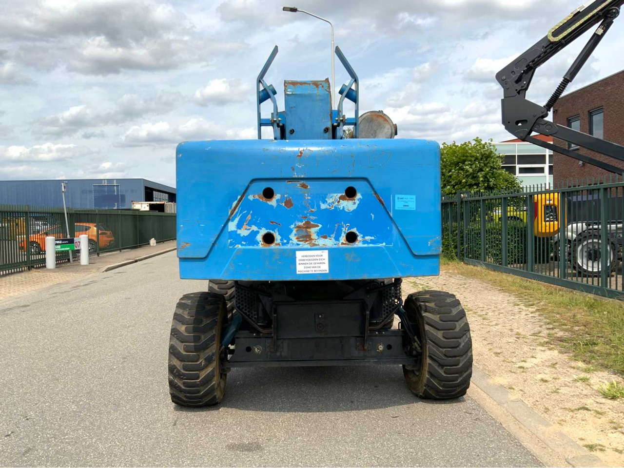 AICHI - SP21AJ - AERIAL PLATFORM DIESEL 23 METERS WORKING HEIGHT - Подъёмник: фото 5 AICHI - SP21AJ - AERIAL PLATFORM DIESEL 23 METERS WORKING HEIGHT - Подъёмник: фото 5