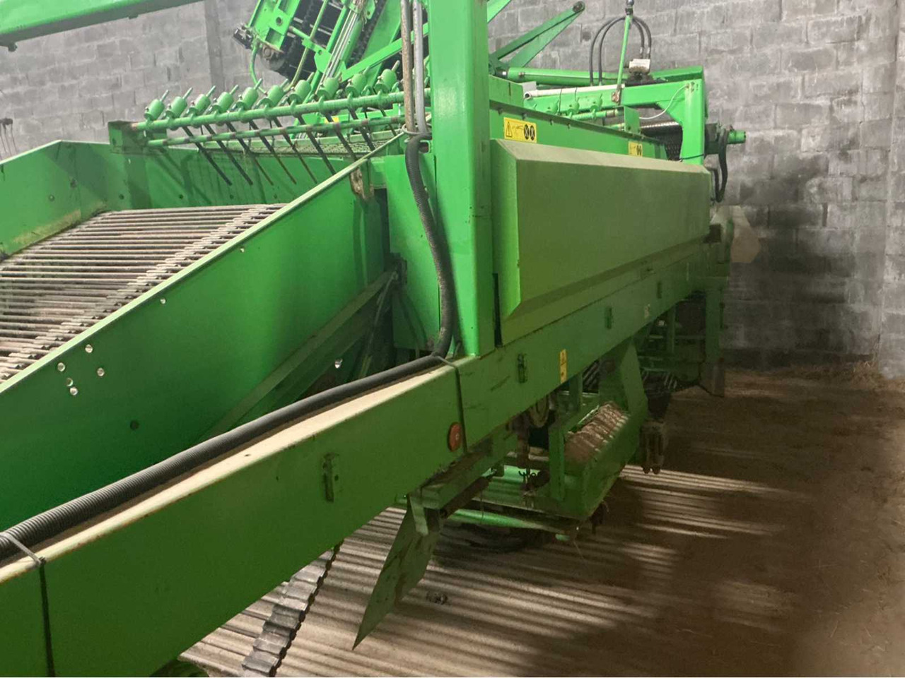 AVR Prestige TT - Картофелеуборочный комбайн: фото 4 AVR Prestige TT - Картофелеуборочный комбайн: фото 4