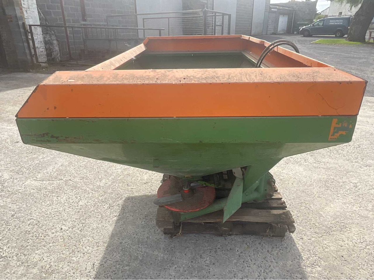 Amazone ZA-U 1501 - Разбрасыватель удобрений: фото 2 Amazone ZA-U 1501 - Разбрасыватель удобрений: фото 2