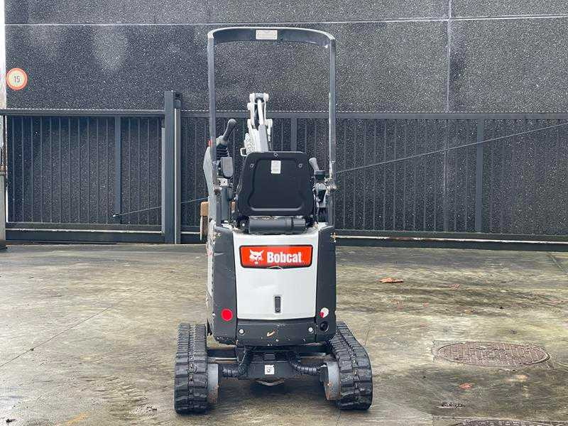 Bobcat E10Z - Гусеничный экскаватор: фото 5 Bobcat E10Z - Гусеничный экскаватор: фото 5