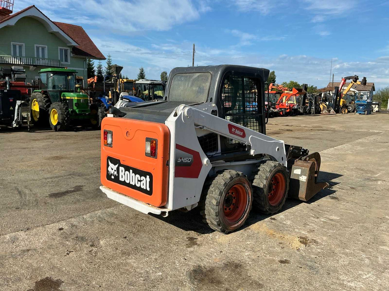 Bobcat S450 - Мини-погрузчик с бортовым поворотом: фото 5 Bobcat S450 - Мини-погрузчик с бортовым поворотом: фото 5