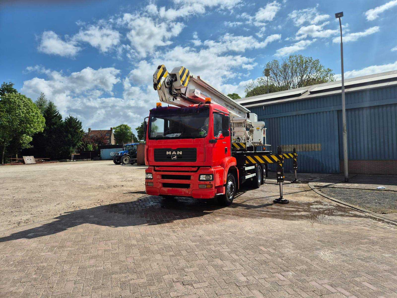 Bronto skylift 28m-2ti hylift - Подъёмник: фото 1 Bronto skylift 28m-2ti hylift - Подъёмник: фото 1