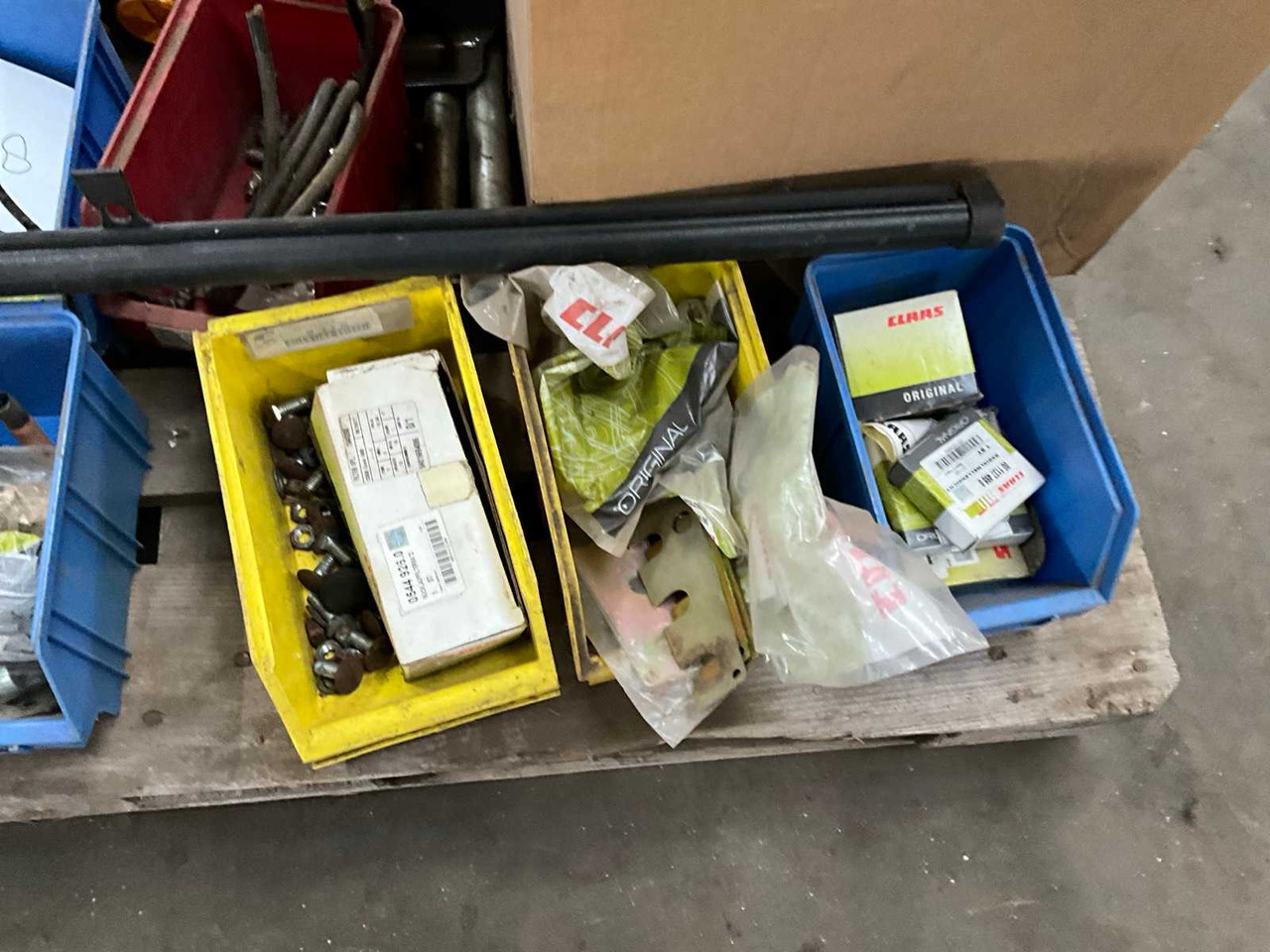 CLAAS 870 PARTS - Кормоуборочный комбайн: фото 2 CLAAS 870 PARTS - Кормоуборочный комбайн: фото 2