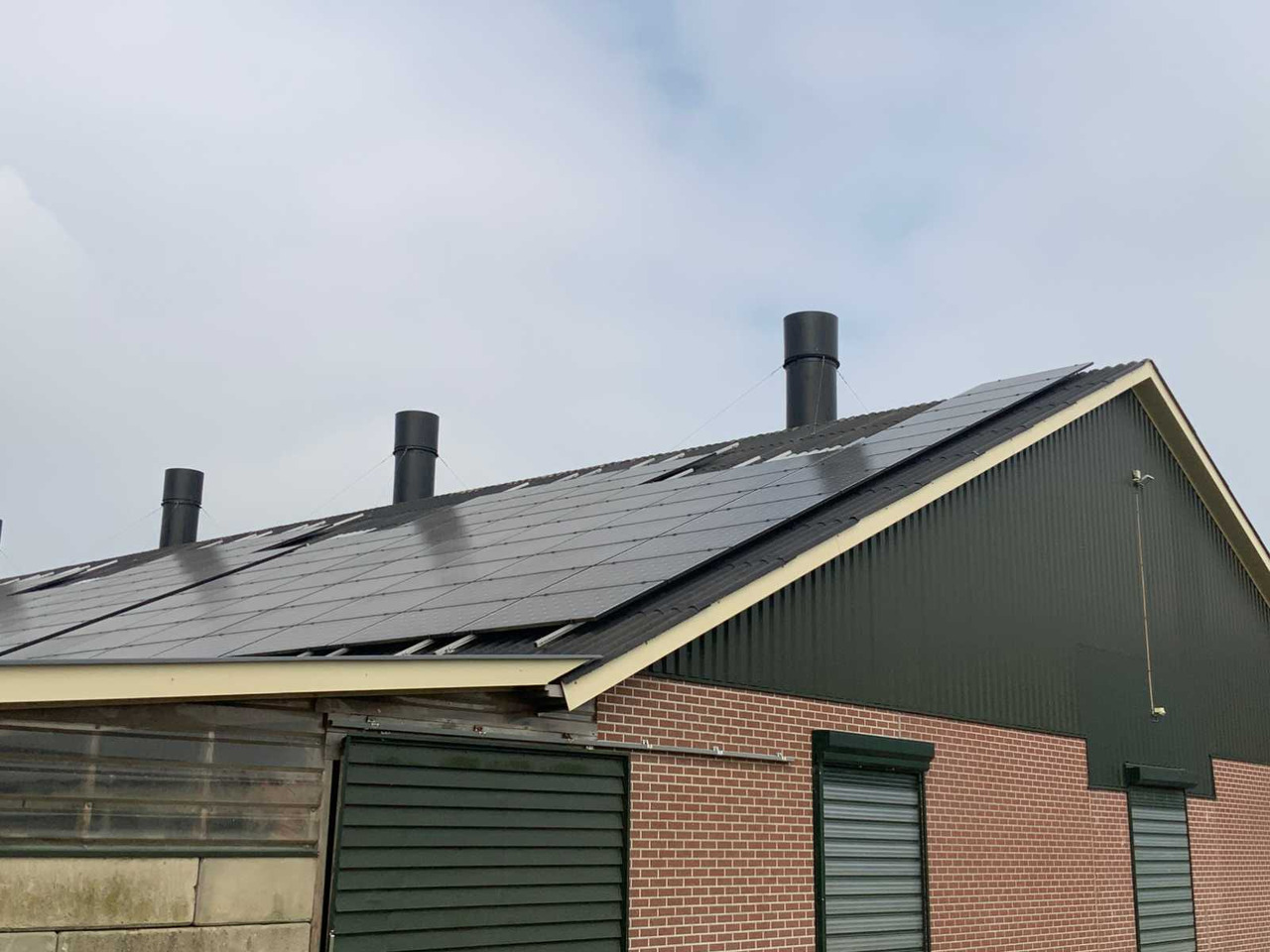 Complete prefab barn with solar panel installation - Инвентарь для животноводства: фото 4 Complete prefab barn with solar panel installation - Инвентарь для животноводства: фото 4