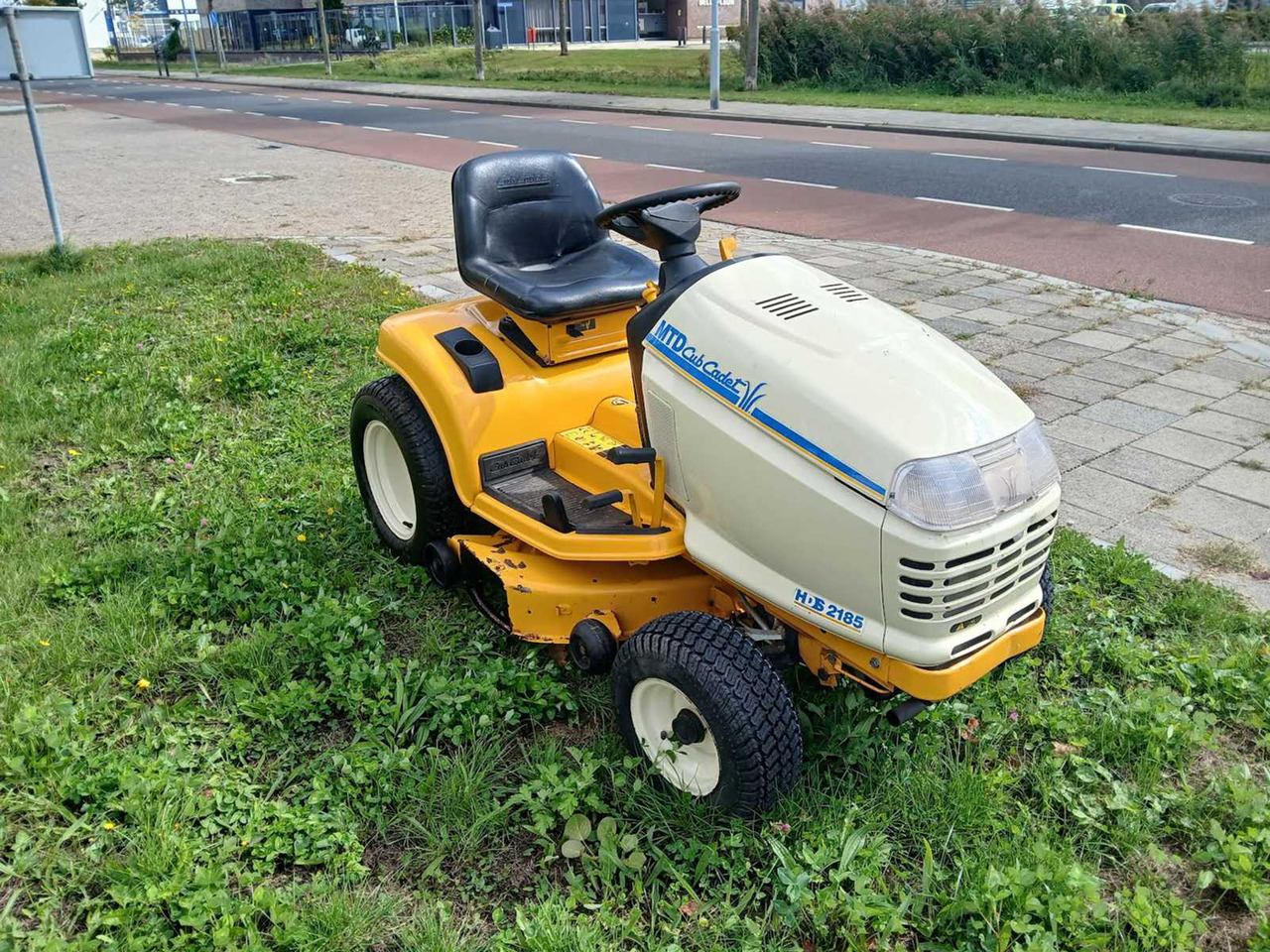 Cub Cadet hds2185 - Газонокосилка: фото 3 Cub Cadet hds2185 - Газонокосилка: фото 3