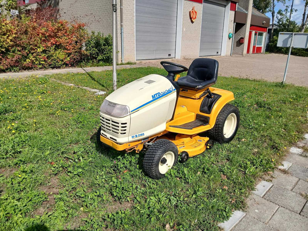 Cub Cadet hds2185 - Газонокосилка: фото 1 Cub Cadet hds2185 - Газонокосилка: фото 1