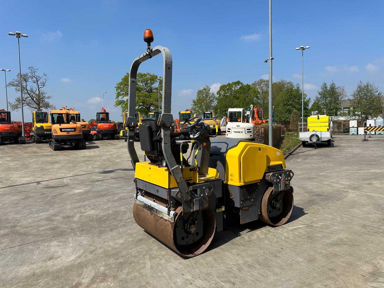 DYNAPAC CC1200 - Дорожный каток: фото 4 DYNAPAC CC1200 - Дорожный каток: фото 4